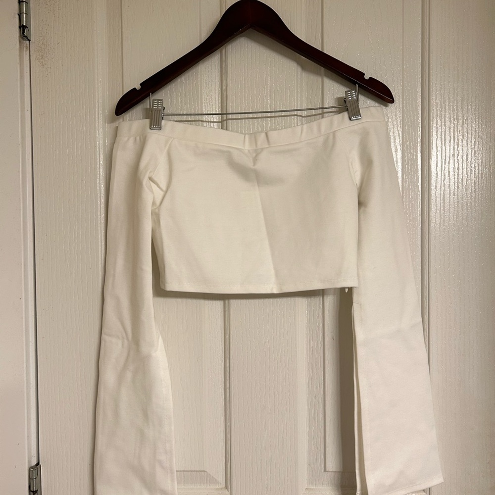 TOBI White Off-Shoulder Crop Top